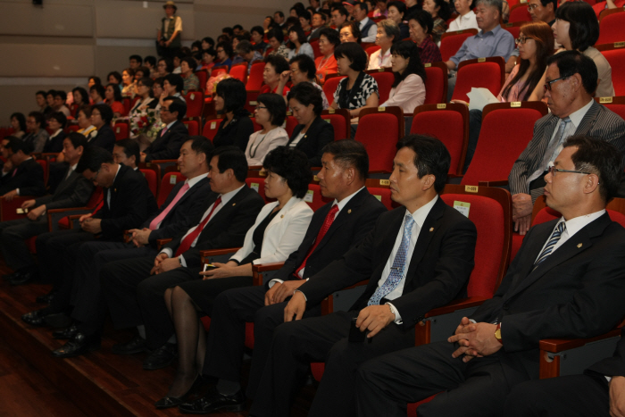 2010 8ȸ ...