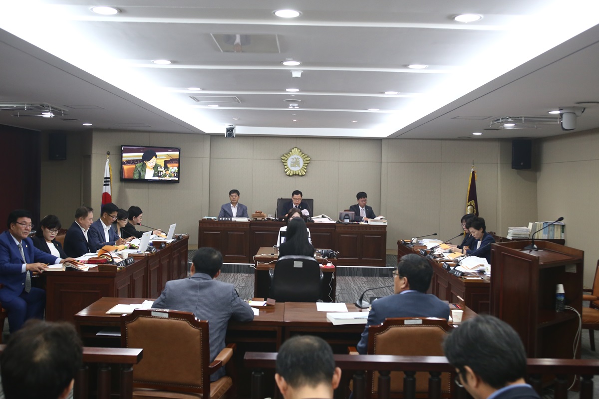 ��242ȸ ����ȸ ������Ư������ȸ ��3�� ȸ��